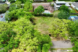 9410 Cranleigh Ct, Houston, TX 77096 - Photo 4