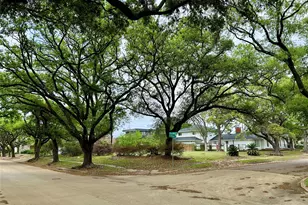 9410 Cranleigh Ct, Houston, TX 77096 - Photo 1