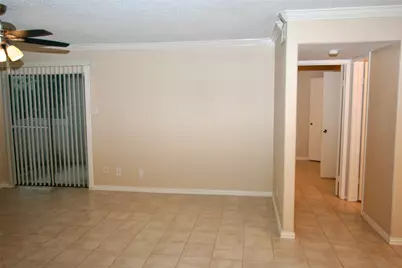 17401 Red Oak Drive #102, Houston, TX 77090 - Photo 4