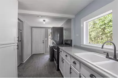 1002 Old Madisonville Road, Huntsville, TX 77320 - Photo 14