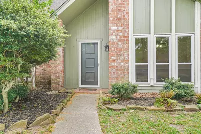 2918 Laurel Fork Drive, Kingwood, TX 77339 - Photo 6