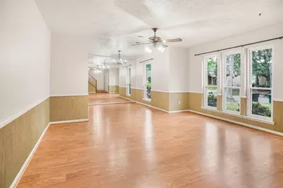 2918 Laurel Fork Drive, Kingwood, TX 77339 - Photo 8
