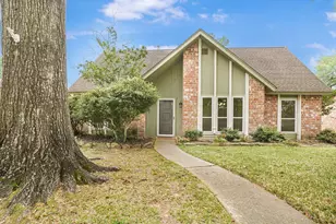 2918 Laurel Fork Dr, Kingwood, TX 77339 - Photo 4
