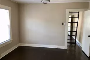 911 Harvard St, Houston, TX 77008 - Photo 6