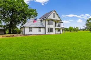 1985 Eastridge Ln, Madisonville, TX 77864 - Photo 2