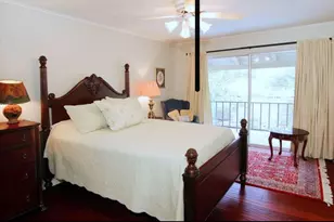 11910 Steppingstone Ln, Houston, TX 77024 - Photo 8