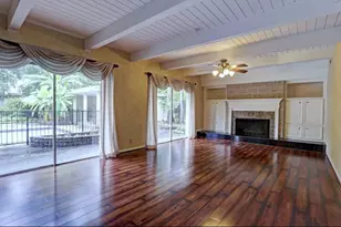 11910 Steppingstone Ln, Houston, TX 77024 - Photo 4