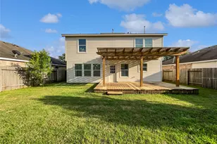 12018 Green Willow Falls Dr, Tomball, TX 77375 - Photo 8