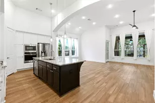 222 Promontory Ct, Montgomery, TX 77316 - Photo 10