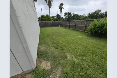 2422 Acadiana Lane, Seabrook, TX 77586 - Photo 30
