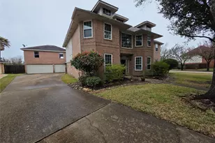 2422 Acadiana Ln, Seabrook, TX 77586 - Photo 1