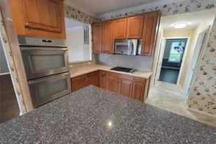 2422 Acadiana Ln, Seabrook, TX 77586 - Photo 4