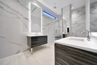 819 W 24th Street #D, Houston, TX 77008 - Photo 18