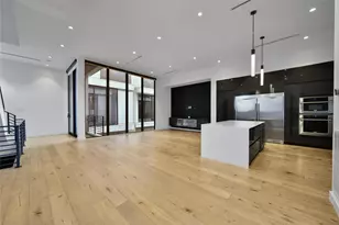 819 W 24th St, Houston, TX 77008 - Photo 8