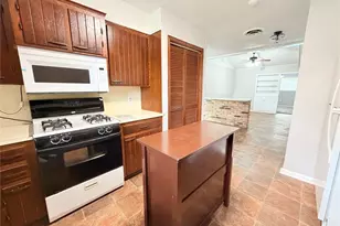 20729 Canterbury Rd, Porter, TX 77365 - Photo 6