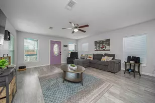 6317 P 1/2, Galveston, TX 77551 - Photo 6