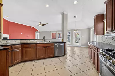 2105 Nassau Drive, Seabrook, TX 77586 - Photo 12