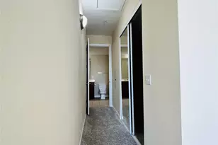 7575 Kirby Dr, Houston, TX 77030 - Photo 8