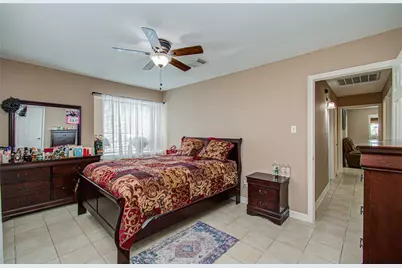 930 Centerwood Drive, Houston, TX 77013 - Photo 28