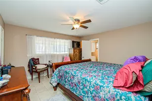 930 Centerwood Dr, Houston, TX 77013 - Photo 22