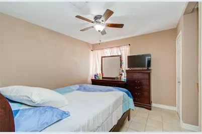 930 Centerwood Drive, Houston, TX 77013 - Photo 20