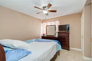 930 Centerwood Dr, Houston, TX 77013 - Photo 20