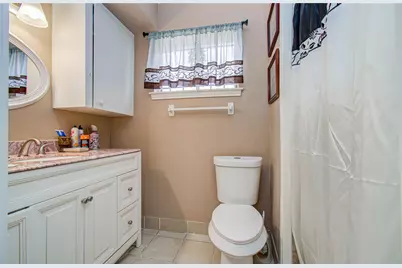 930 Centerwood Drive, Houston, TX 77013 - Photo 26