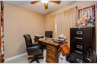 930 Centerwood Drive, Houston, TX 77013 - Photo 16