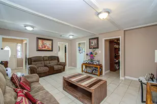 930 Centerwood Dr, Houston, TX 77013 - Photo 14