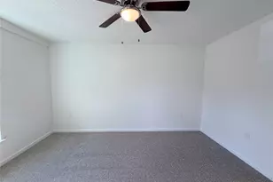 404 Elaine St, La Marque, TX 77568 - Photo 16