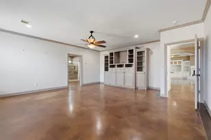 500 Burwell Rd, Highlands, TX 77562 - Photo 18