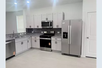 519 Louis Lane, Baytown, TX 77523 - Photo 4