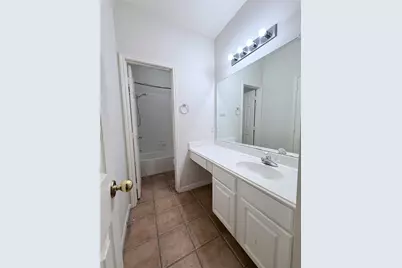 14926 Lindenbrook Lane, Houston, TX 77095 - Photo 10