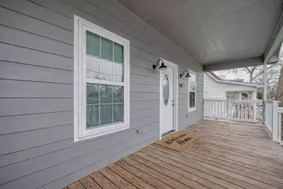 805 E Mulberry Avenue, Wharton, TX 77488 - Photo 4