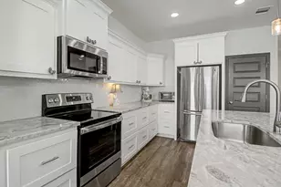 2406 Lightfoot Ln, Bryan, TX 77803 - Photo 18