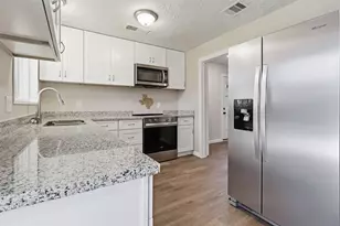 4767 Beechaven St, Houston, TX 77053 - Photo 6