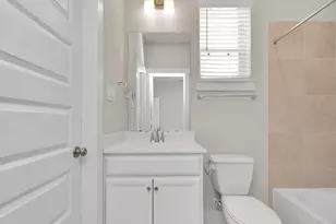 731 Strawberry Pines Ct, Houston, TX 77009 - Photo 36
