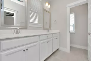731 Strawberry Pines Ct, Houston, TX 77009 - Photo 30