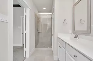 731 Strawberry Pines Ct, Houston, TX 77009 - Photo 32