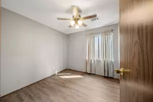 26621 Orchid Ct, Huntsville, TX 77320 - Photo 16