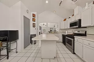 3002 Overland Trail, Dickinson, TX 77539 - Photo 18