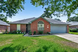 3002 Overland Trail, Dickinson, TX 77539 - Photo 4
