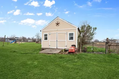 1007 County Road 6055, Dayton, TX 77535 - Photo 32