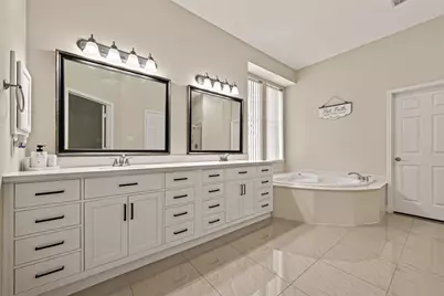 2002 Thorncrest Court, Sugar Land, TX 77479 - Photo 28