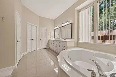 2002 Thorncrest Court, Sugar Land, TX 77479 - Photo 26