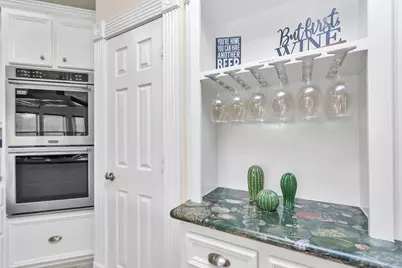1730 Lakeshore Drive, Kingwood, TX 77339 - Photo 14