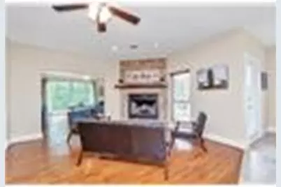 1730 Lakeshore Drive, Kingwood, TX 77339 - Photo 4