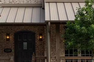 1126 E 7th 1/2 St, Houston, TX 77009 - Photo 2