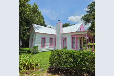 624 Houston Street, New Ulm, TX 78950 - Photo 1