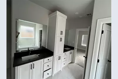 16 Greystone Court, Angleton, TX 77515 - Photo 10